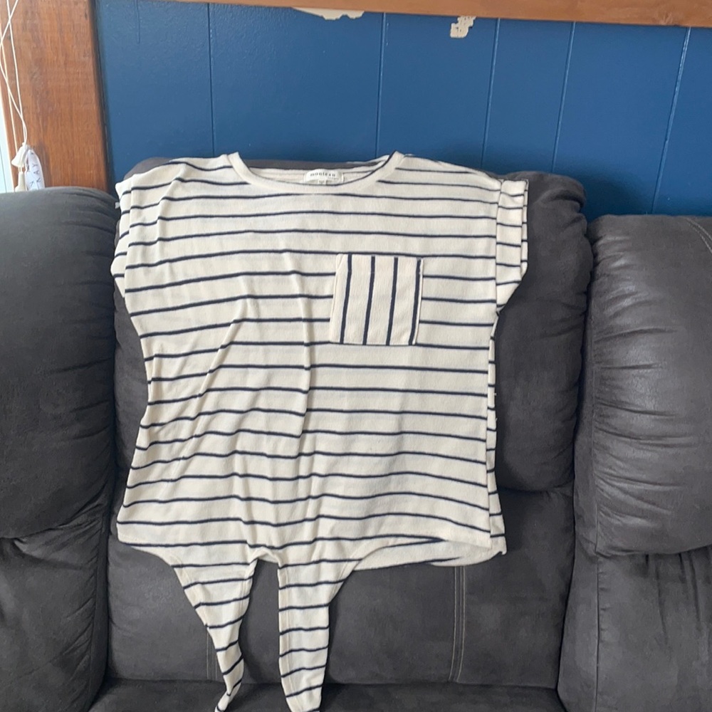 Bottom tie tshirt